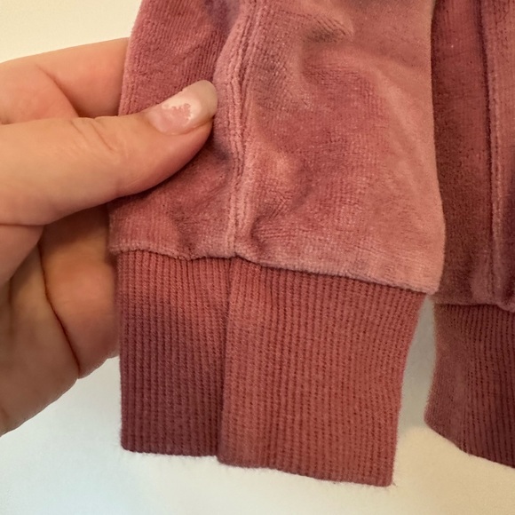True North Velour pink sweater - Picture 3 of 4